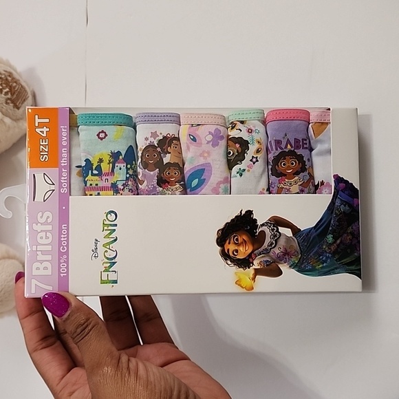 NWT, Disney Encanto Girl 7-Pack Briefs, Underwear Multicolor Comfy Soft, sz 4T - Picture 3 of 14